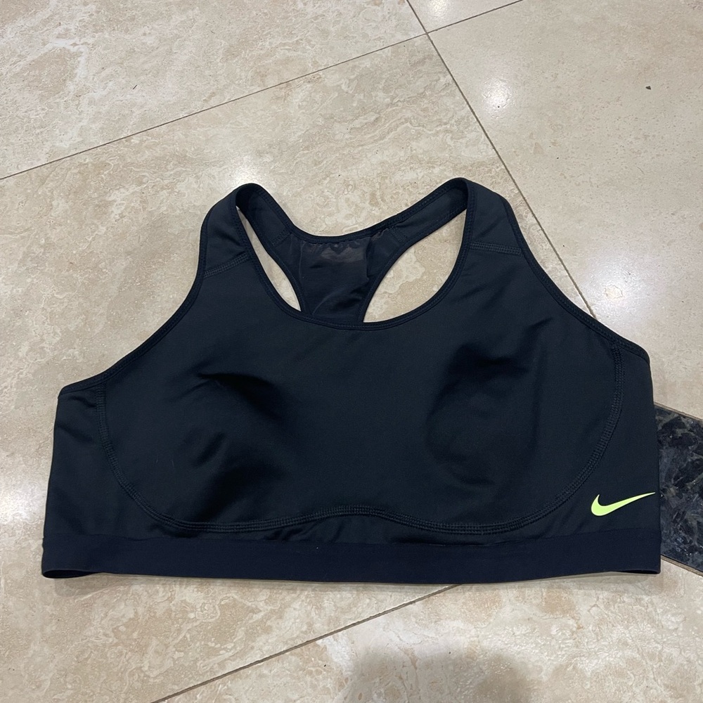 Nike Women’s Sports Bra